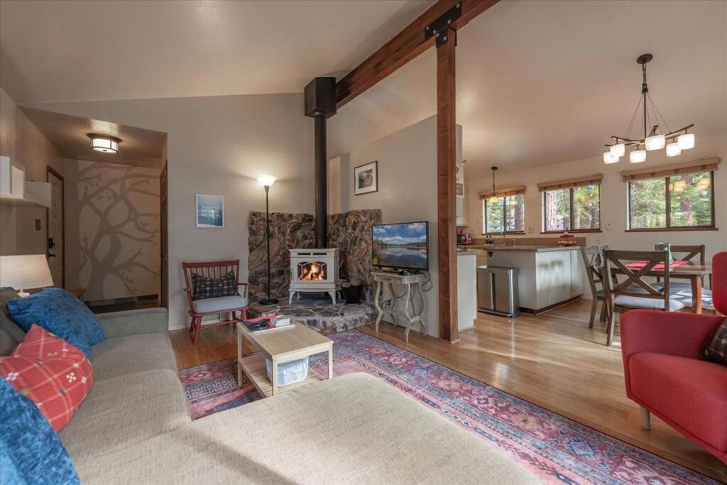 Cozy Pet-Friendly Cabin W Fenced-In Yard Close To Slopes Beach Town Carnelian Bay Экстерьер фото